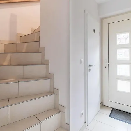 Duenenhaeuser Haus 3 *